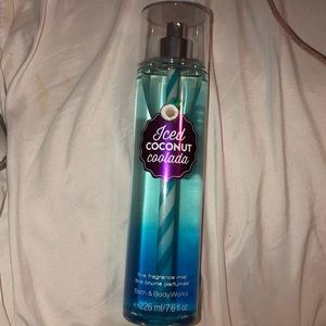 iced coconut coolada body spray